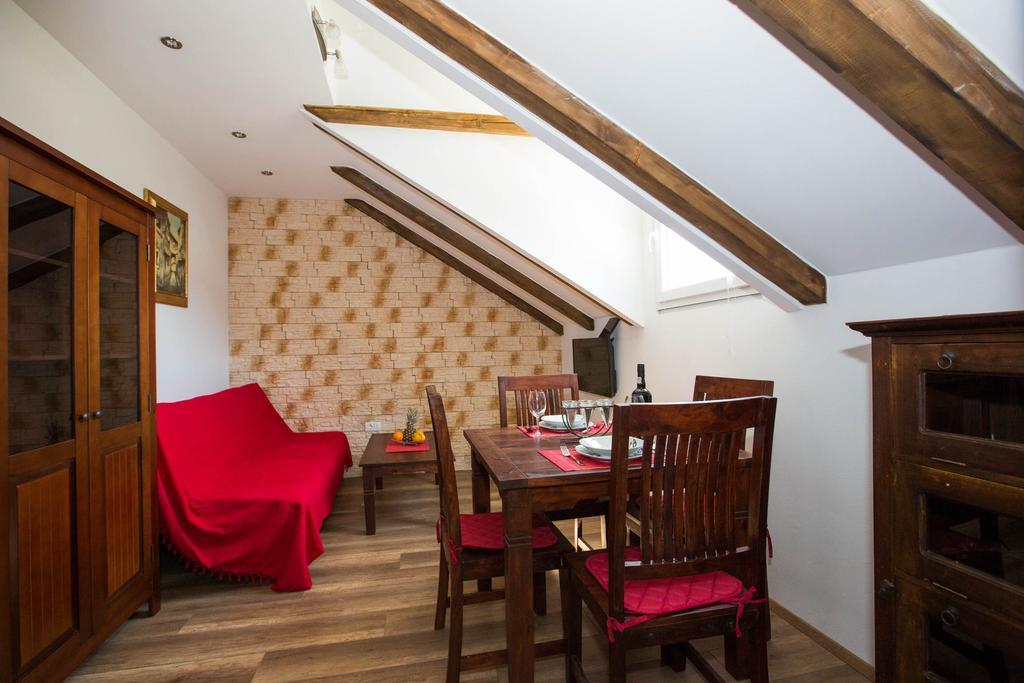 Apartament Mia *
